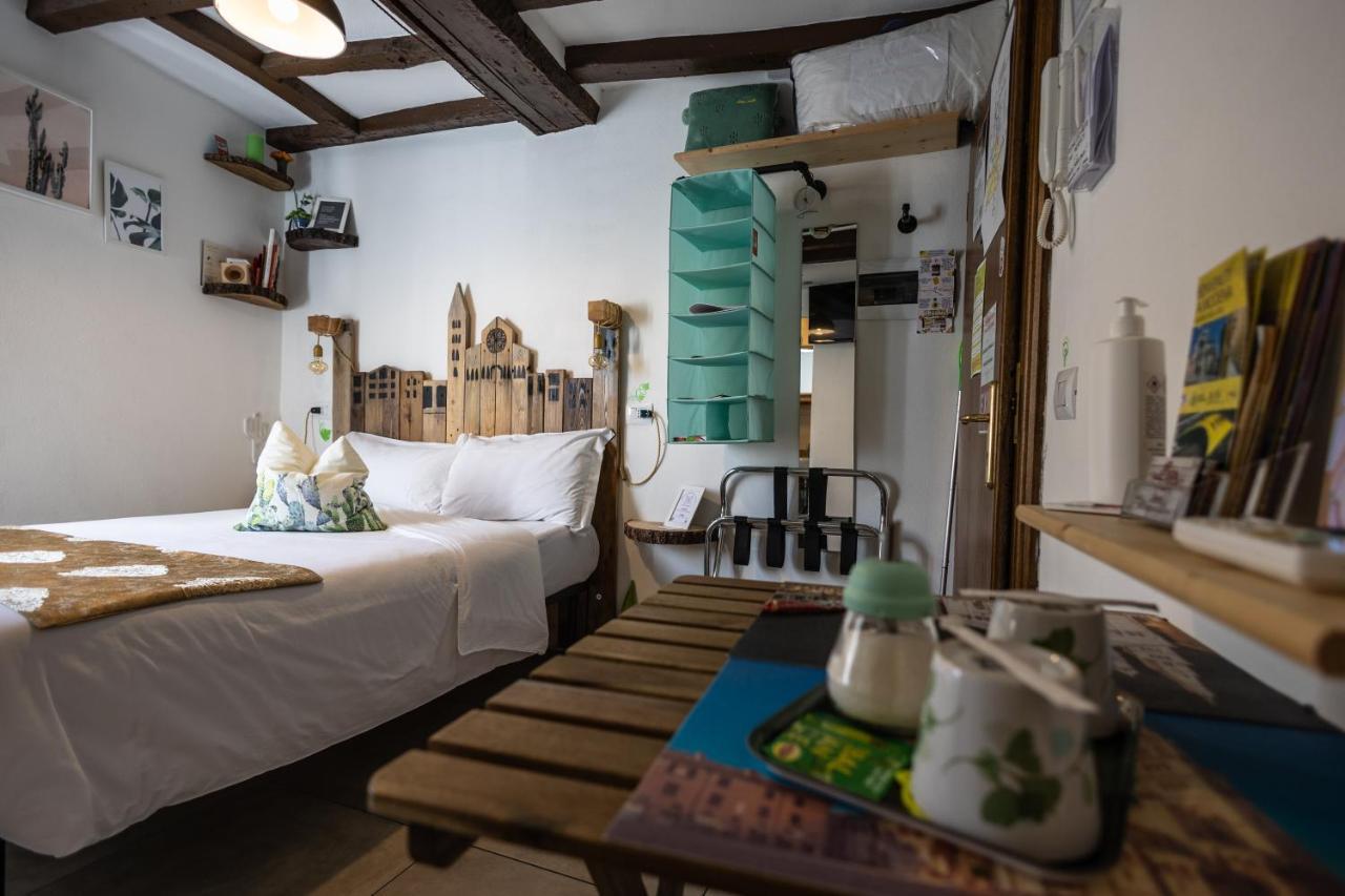 La Pomposa Del Teatro Hotel Modena Ngoại thất bức ảnh